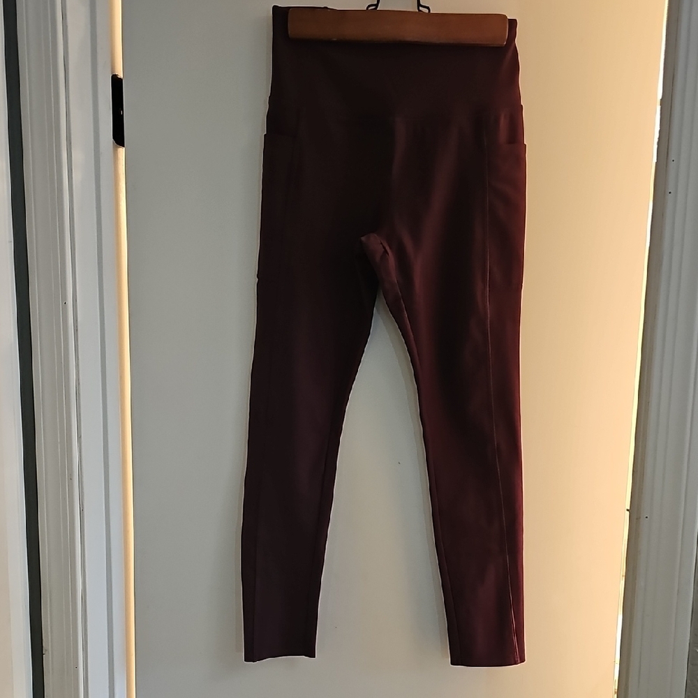 DANSKIN Women's S Maroon Activewear Leggings